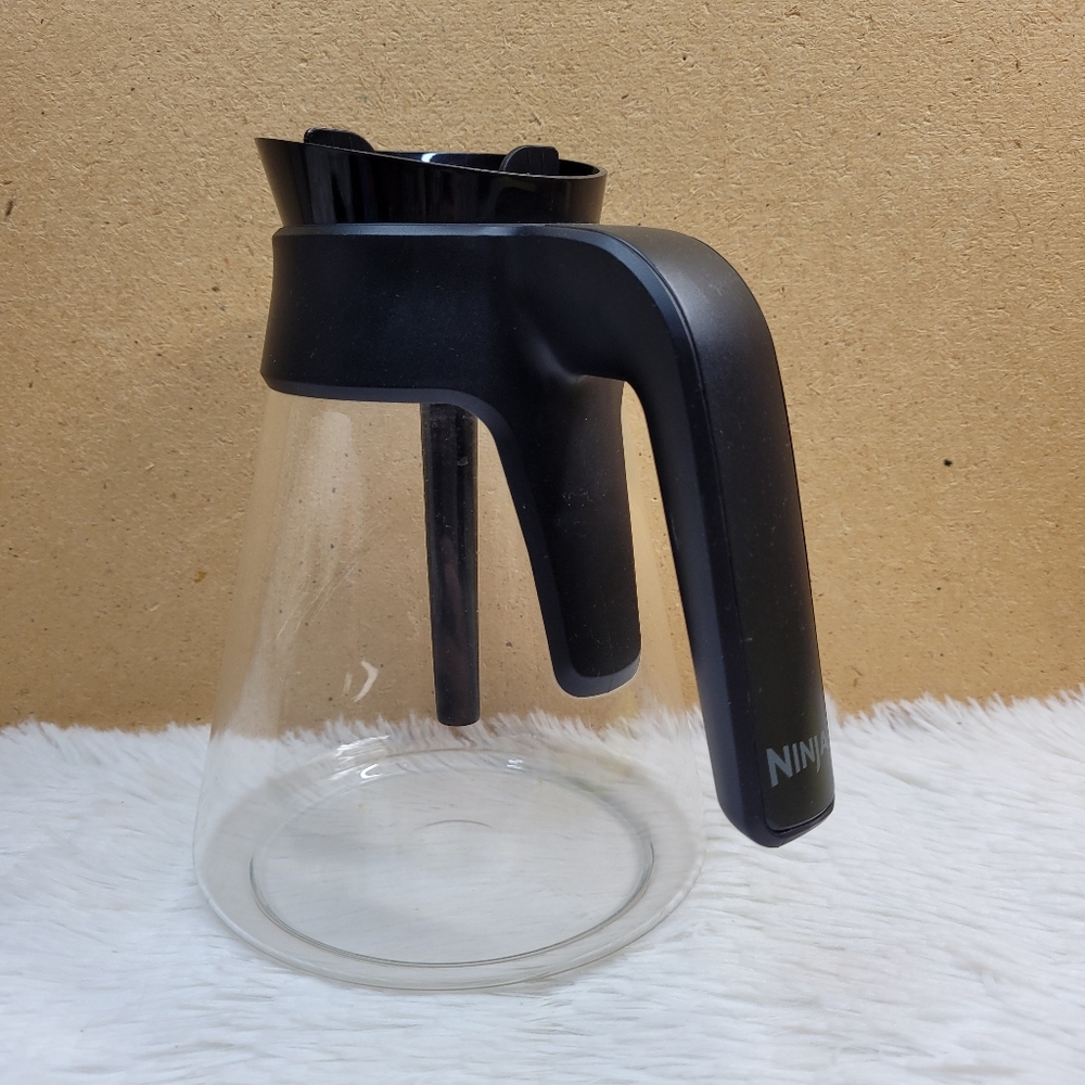 Ninja Replacement Glass Carafe for Ninja Specialty Coffee Maker with Brew-Throug